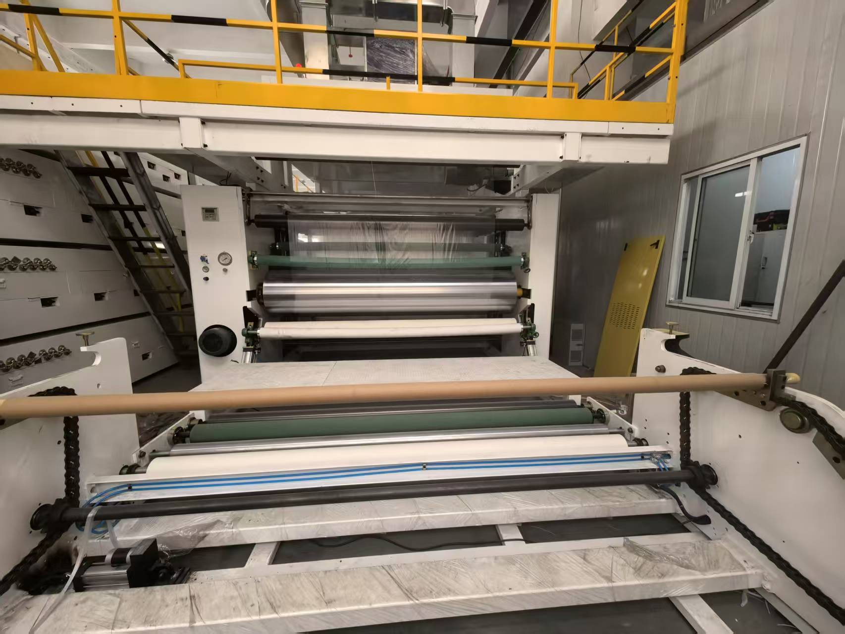 Máquina de recubrimiento de película protectora de superficie de PE